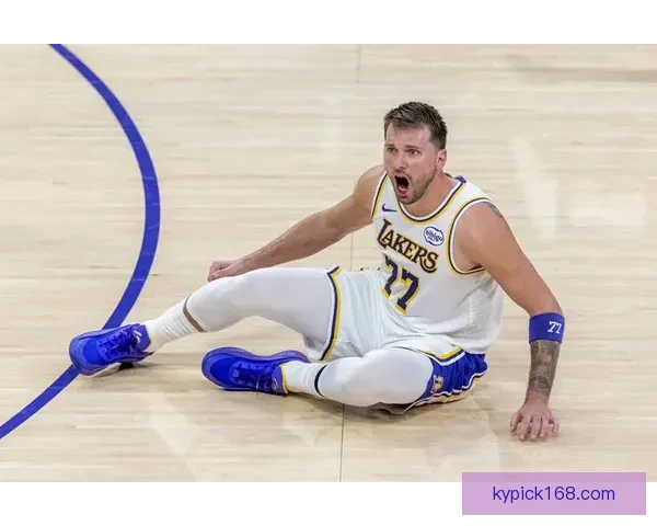 东契奇技犯撤销免禁赛 偷听战术引发热议 9连胜场均40分创历史新高